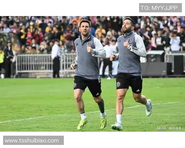 全球顶级足球巨星齐聚一堂梅西C罗哈兰德姆巴佩等球员引领时代风潮